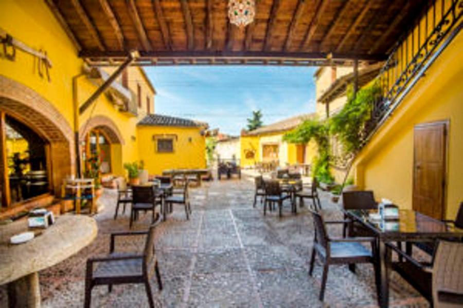 La Hosteria De Oropesa Exterior foto